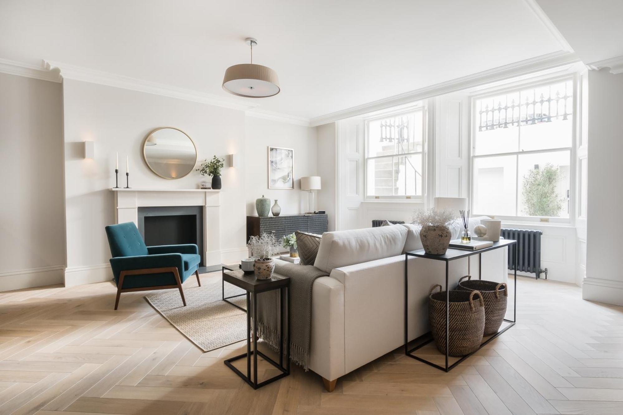 Luxury 2-bed Hyde Park - Ac - Sleeps 6 *